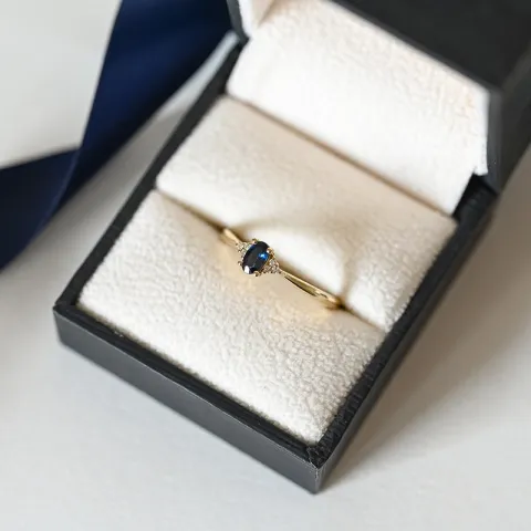 safir diamantring i 14 karat guld 0,35 ct 0,03 ct