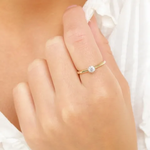 5,3 mm zirkon solitairering i 9 karat guld